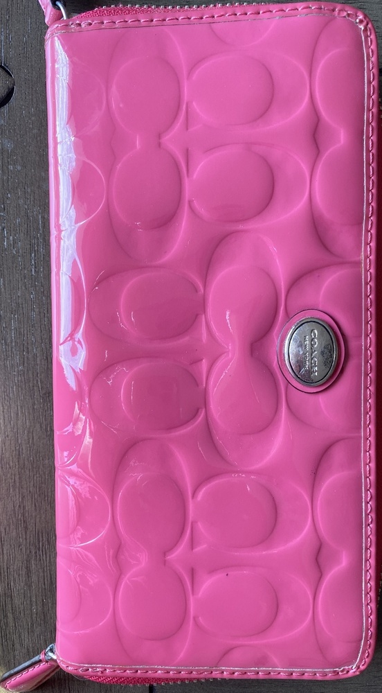 Coach clutch style wallet EUC